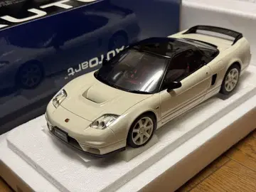 AUTOart 1/18 혼다 NSX-R (NA2)