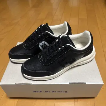 뉴 블랙 스니커즈 25cm