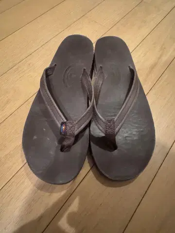 레인보우 샌들 브라운