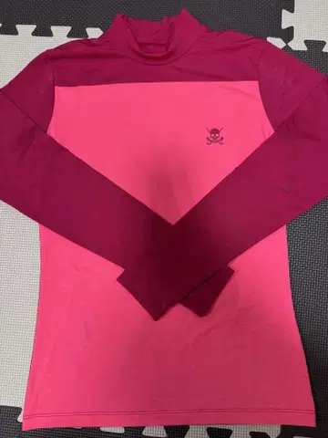 한국 골프웨어 CHUCUCHU 모크넥