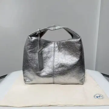 마르코마지 핸드백 실버