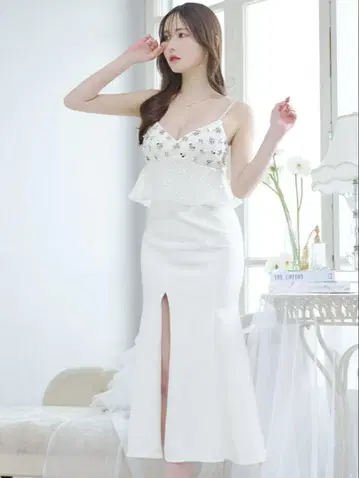 ANGELR 엔젤알 레이스 플라워 비쥬 미디엄 롱 드레스 캬바쿠라