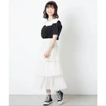 WIGO 프릴 카라 반팔 티셔츠 블랙