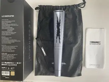LE SSERAFIM 응원봉 부속물 있음