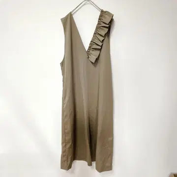 And Love [L] 비대칭 프릴이 있는 성인용 잔스카 레이어드 슬림
