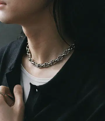 앵커 트위스트 짧은 목걸이