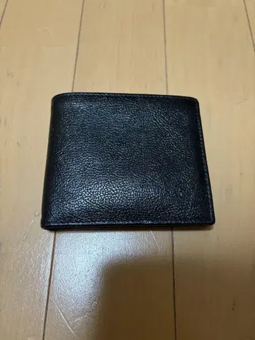 일비종떼 블랙 가죽 접이식 지갑