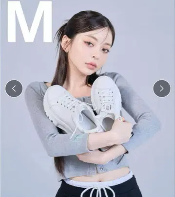 스즈키 아미 씨 화이트 스니커즈