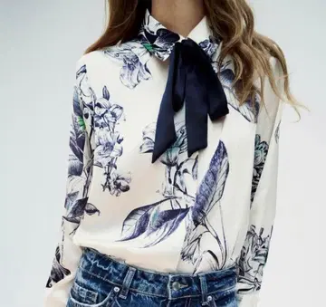 ZARA 자라 리본 포함 프린트 패턴 셔츠 M