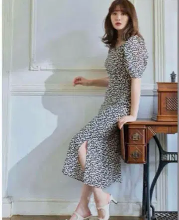 새상품 택 2024 Cherry Pattern Cache-Coeur