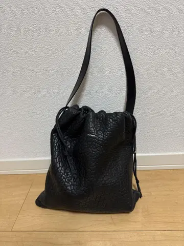 BELLAGO 벨라고 복조리 백 유나이티드 애로우즈 블랙 가죽 복조리 백