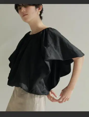 린넨 벌룬 블라우스 ETRETOKYO
