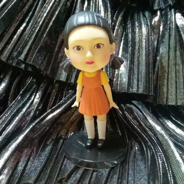 이카 게임 월드 컬렉터블 피규어 용희 인형