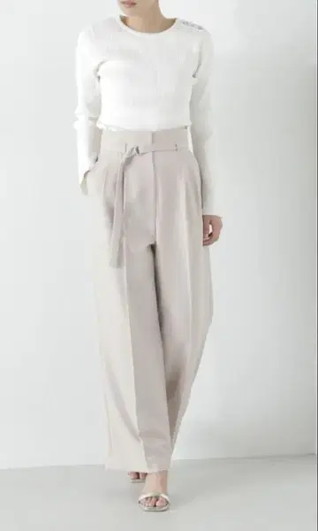 턱 와이드 팬츠 NATURAL BEAUTY BASIC M 베이지