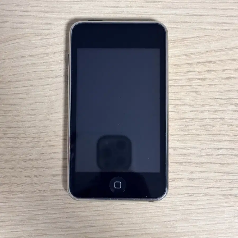 iPod Touch 2.5 Generation 8GB on Bunjang Global Site.