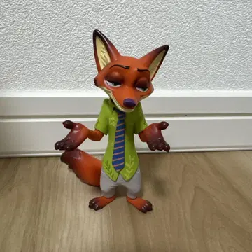 TOPTOY 주토피아 닉 피규어