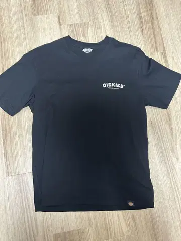 DICKIES 블랙 티셔츠