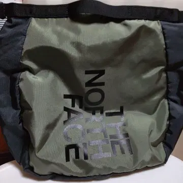 THE NORTH FACE 올리브 그린 백