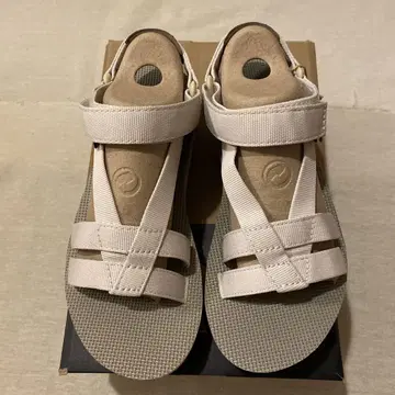 테바 Teva MIDFORM ARIVACA 샌들