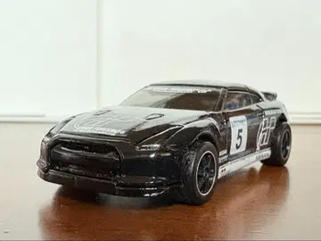 핫휠스 그란 투리스모 2009 닛산 GT-R