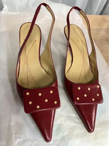 kate spade 레드 가죽 스틸레토 힐