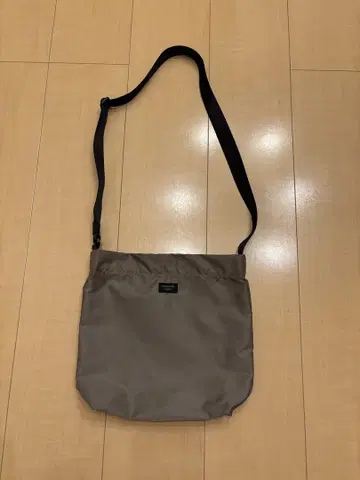 STANDARD SUPPLY 숄더백