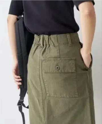 Spick&Span 가먼트 다이 타이트 스커트 카키 34 사이즈