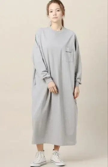 아메리카나 빅 롱 슬리브 티 원피스