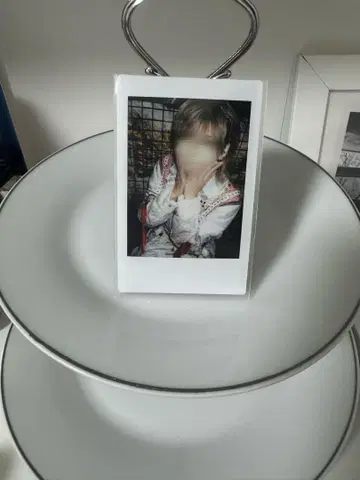 유손 폴라로이드 간호사 의상