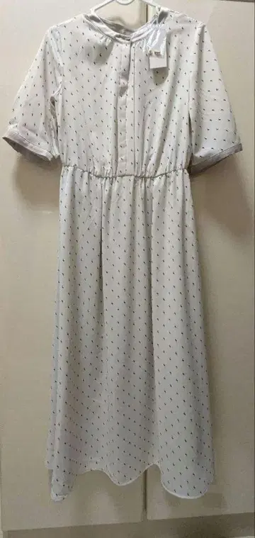 any SiS 도트 무늬 반팔 롱 원피스