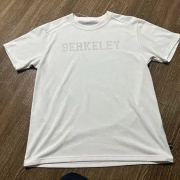 THE NORTH FACE BERKELEY 티셔츠 L 사이즈 화이트