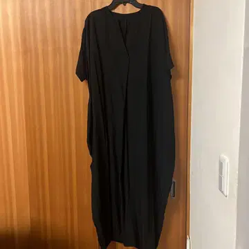 Mal. 코쿤 원피스 미사용품