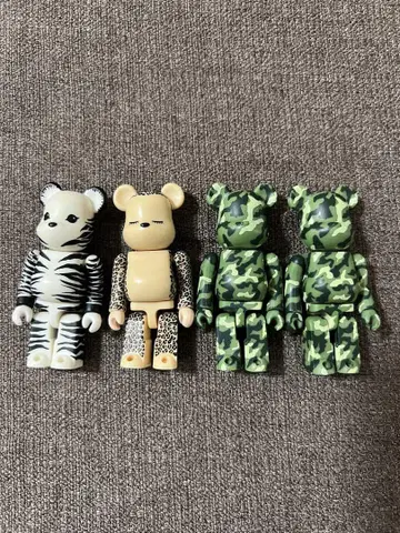 베어브릭 4개 세트