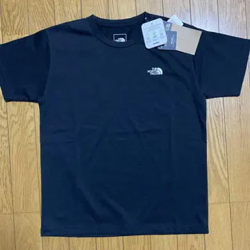 THE NORTH FACE 블랙 티셔츠