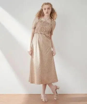 deicy 데이시 미니 체크 셔링 원피스