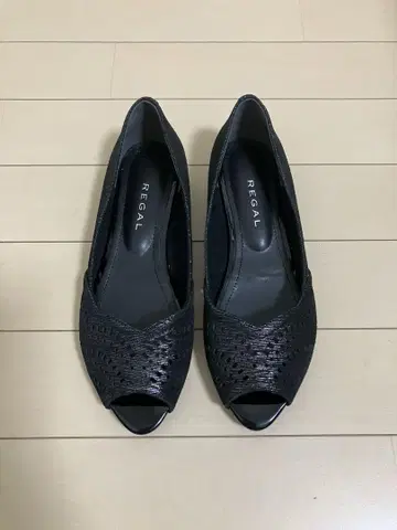 REGAL 오픈토 플랫슈즈 22.5cm