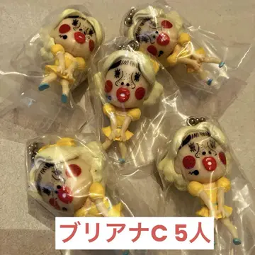 브리아나기간테 가챠가챠 캡슐 토이