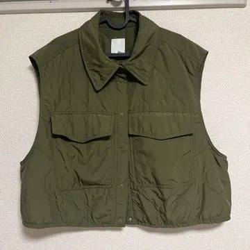 H&M 카키 퀼팅 베스트 카라 부착 XL 사이즈