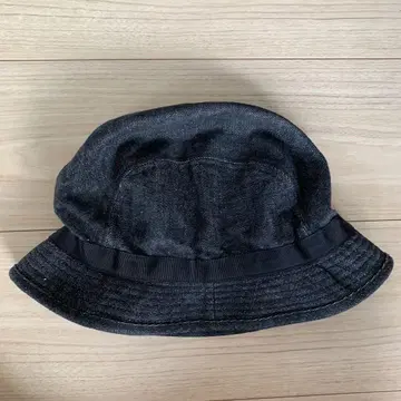 SWIPE ON THE QUIET 햇 블랙