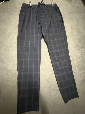 자라 네이비 체크 팬츠 L