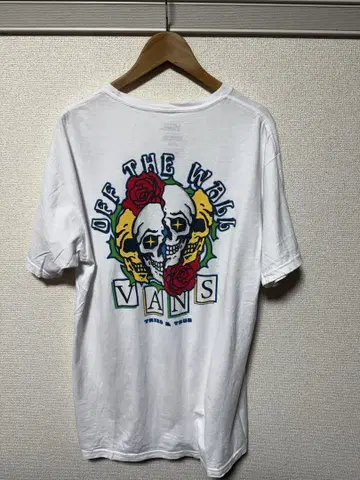VANS 스컬과 장미 그래픽 티셔츠 M
