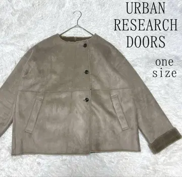 URBAN RESEARCH DOORS 노카라 페이크 무스탕 자켓