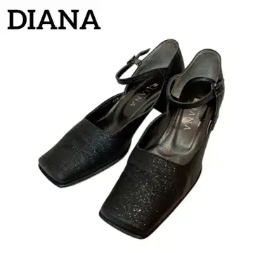 DIANA 뮬 펌프스 스퀘어토 라메 스트랩 와이드 힐