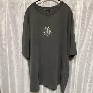 HUF 티셔츠 25년 모델 2XL 워시 가공 한 번만 착용