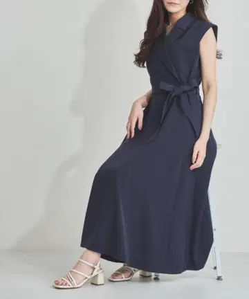 MISCH MASCH 미슈마슈 테일러드 칼라 플레어 원피스