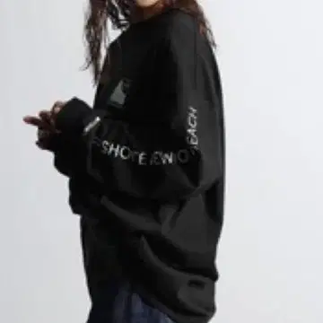 더퍼 오프쇼어 콜라보 로고 롱 슬리브 티셔츠