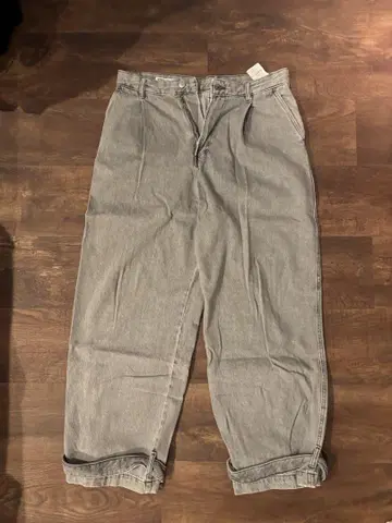 자라 원턱 배기 그레이 데님 팬츠 EUR 42