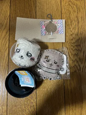 큐빅 키링 2개 모코모코 파우치 2개 캔디 참 랏코