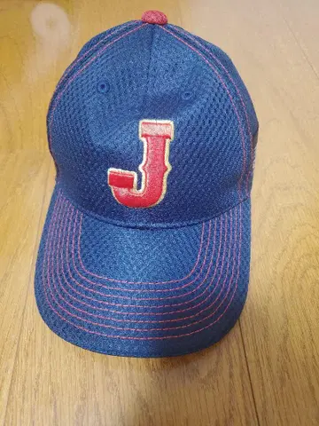 2023년 WBC 우승 기념 캡 누트바 선수