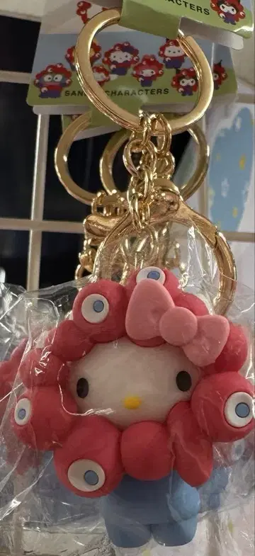 미야쿠미야쿠 산리오 키티
